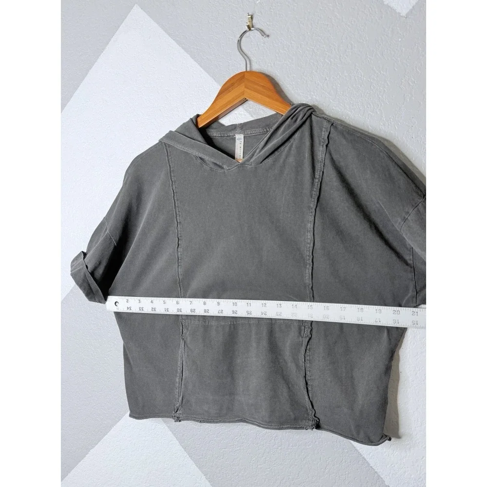 Free People FP Movement Hoodie Women's XS Gray Cropped Oversized Raw Seam USA
